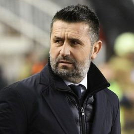 Emre Belözoğlu'dan Erol Bulut baskısı