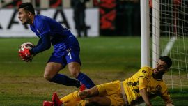 Menemenspor'da kaleci Selmani ile yollar ayrıldı