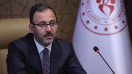 Bakan Kasapoğlu'ndan Muhammed Furkan Özbek'e tebrik