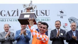 95. Gazi Koşusu'nun ödül töreni yapıldı