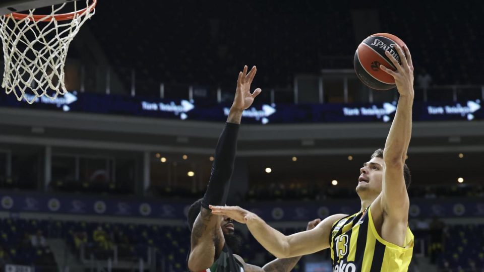 Fenerbahçe Beko Barcelona’yı konuk edecek