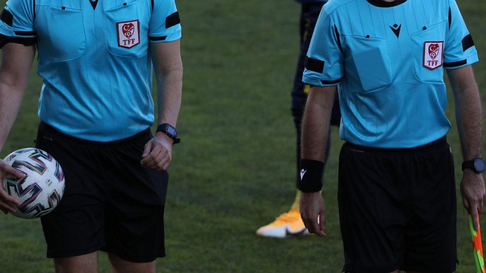 Galatasaray-Kasımpaşa maçının yardımcı hakemi değişti