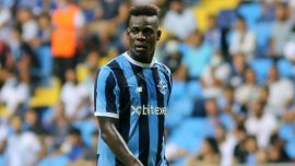 Mario Balotelli İtalya milli takımına göz kırptı