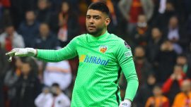 Kayserispor'da kaleci Bilal Bayazit pozitif çıktı