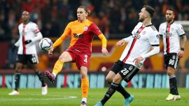 Domenec Torrent'ten 2 değişiklik