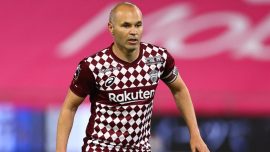 Andres Iniesta Katar'da ülkesi ve Japonya'yı destekleyecek