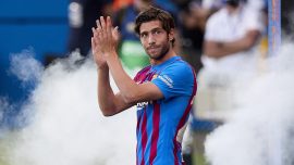 Sergi Roberto bir yıl daha Barcelona'da kaldı