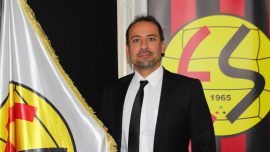 Eskişehirspor'da teknik direktörlük görevine Emre Özbayer getirildi
