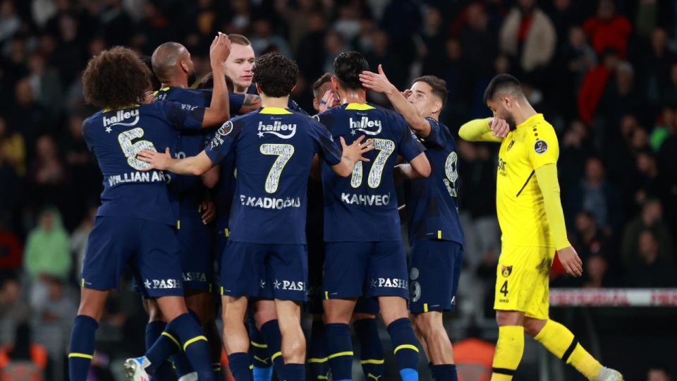 Fenerbahçe rekora koşuyor