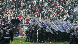 Bursaspor'un seyircisiz oynama cezası 7 maça indirildi