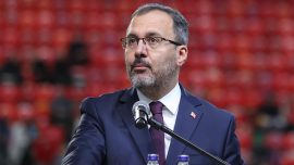 Ermenistan'a 15 yıl sonra bakan düzeyinde ilk ziyaret