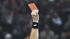 Süper Lig'de futbolcuların ceza çekeceği maçlar değişti