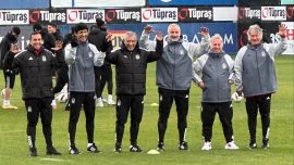 Beşiktaş'ta Fernando Santos işbaşı yaptı